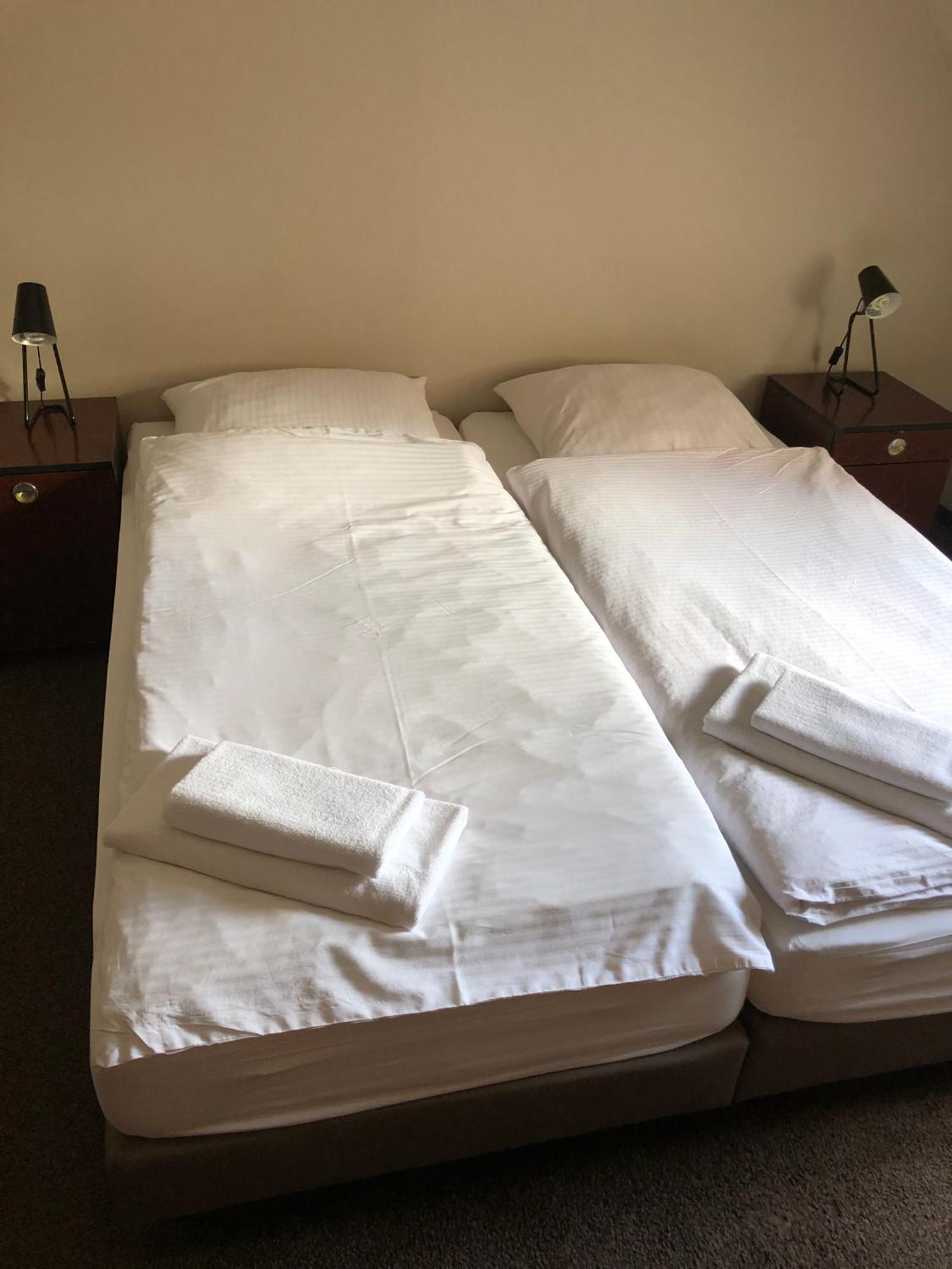 Hotel Krystyna Szczytno  Esterno foto