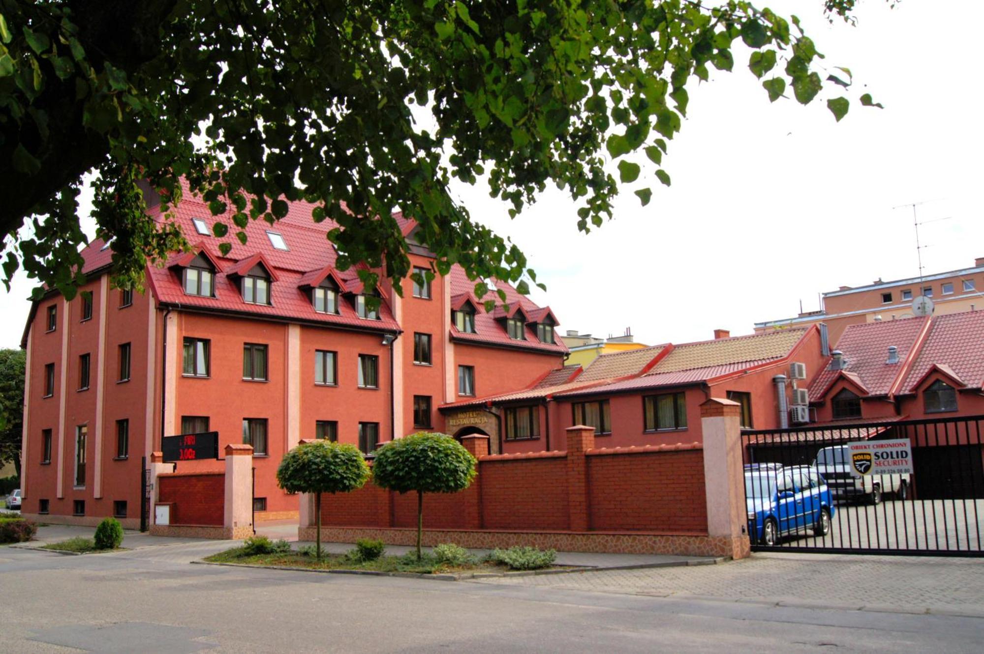 Hotel Krystyna Szczytno  Esterno foto