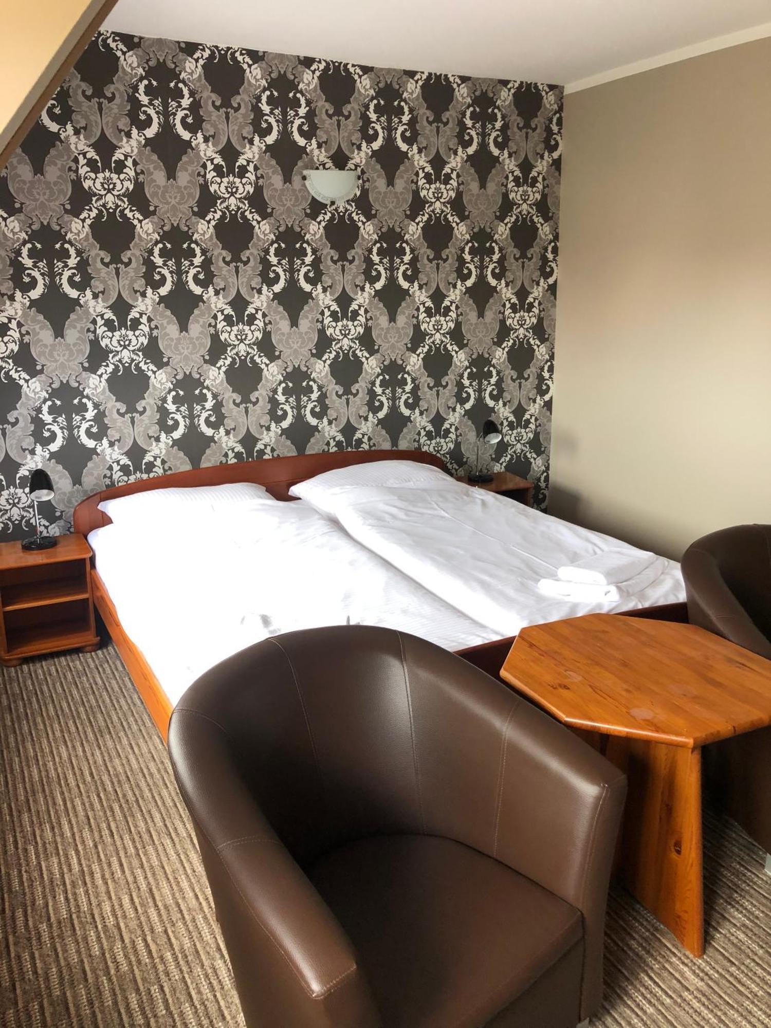 Hotel Krystyna Szczytno  Esterno foto